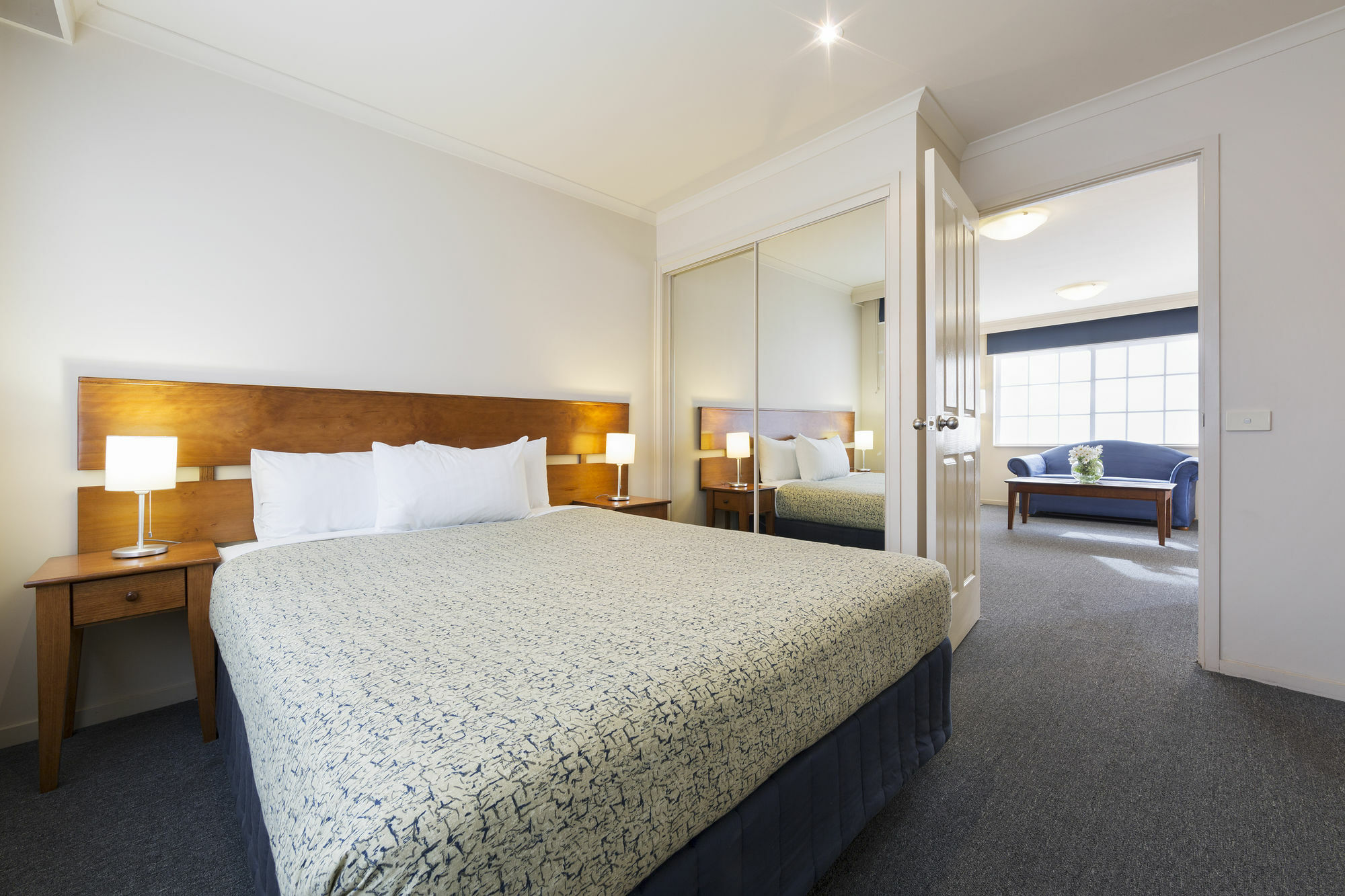 Canberra Parklands Central Apartment Hotel Official Esterno foto